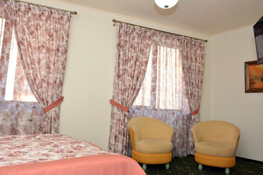 Atrium Hotel Ivano-Frankivsk Rum bild